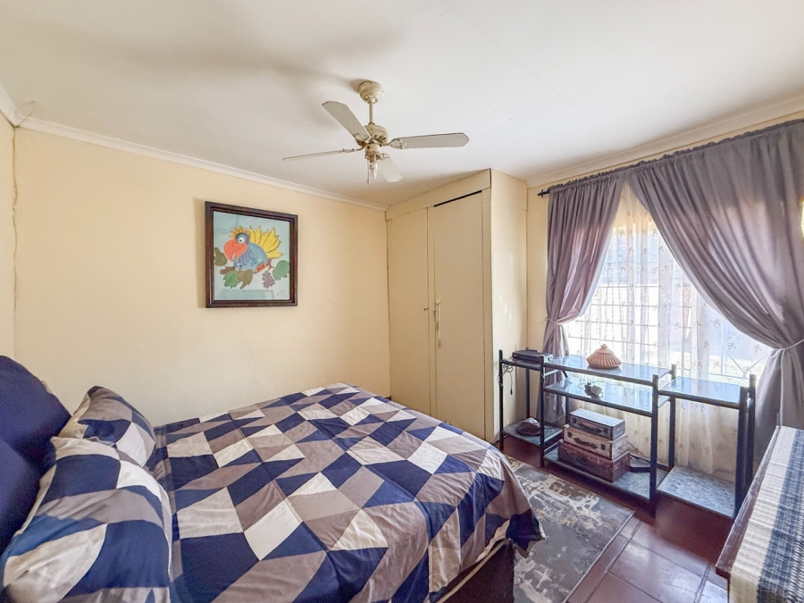 4 Bedroom Property for Sale in De Kroon A H North West